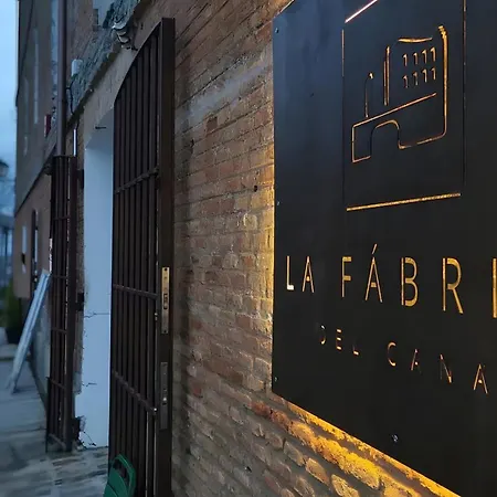 Apartmanhotel La Fabrica Del Canal - Adults Only