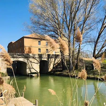 아파트호텔 La Fabrica Del Canal - Adults Only 3*