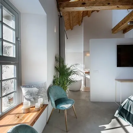 La Fabrica Del Canal (adults Only) 3*