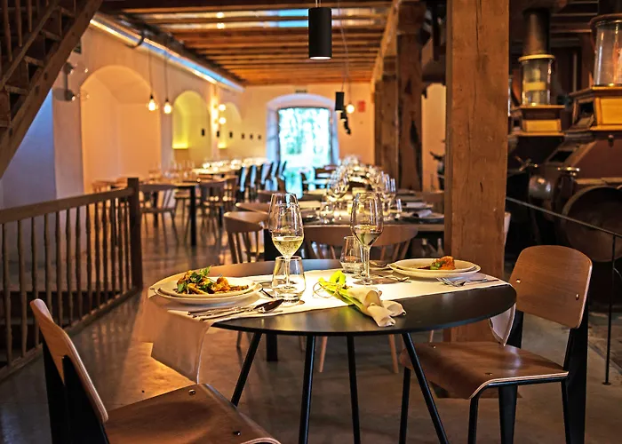 Apartmanhotel La Fabrica Del Canal - Adults Only 3*