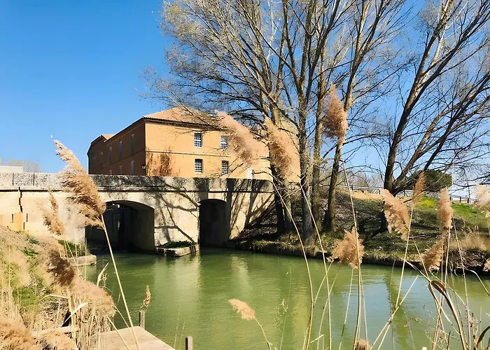 Apartmanhotel La Fabrica Del Canal - Adults Only 3*