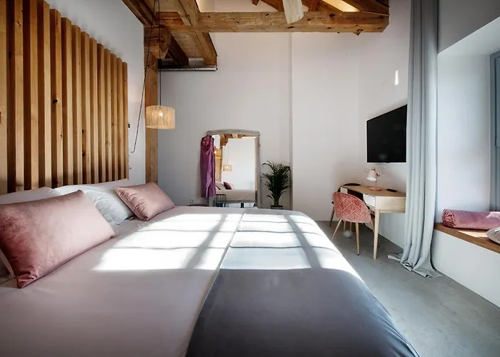 Aparthotel La Fabrica Del Canal - Adults Only 3*
