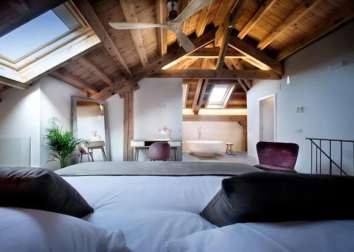 Aparthotel La Fabrica Del Canal - Adults Only 3*