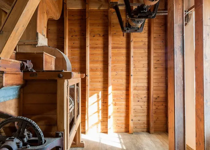 La Fabrica Del Canal - Adults Only 3*